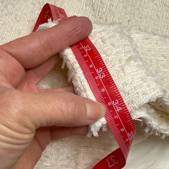 MABLE Cream Textured Skirt Set - Picture 13 of 15